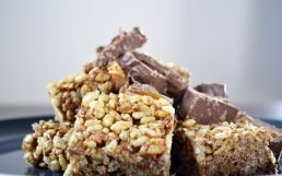 Featured image for Easy Mars Bar Slice