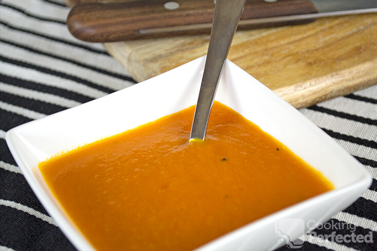 Paleo-Friendly Gravy for Roasts