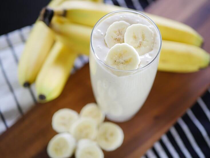 Delicious Banana Yogurt Smoothie - Cooking Perfected