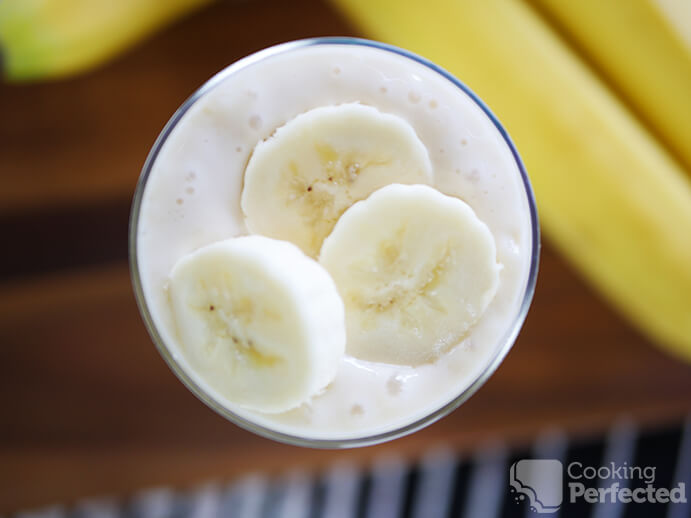 Fruit Smoothie with Banana & Yogurt