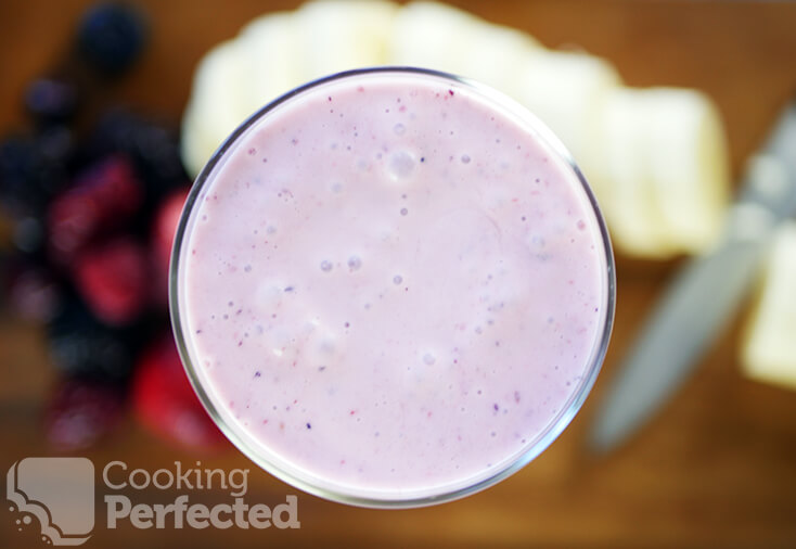 Banana Berry Smoothie with milk