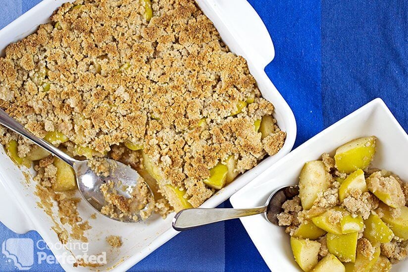 Paleo Apple Crisp with Almond and Coconut Flour