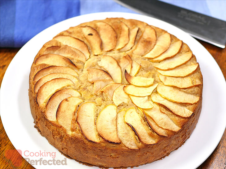 Unsliced Gluten-free Apple Cake