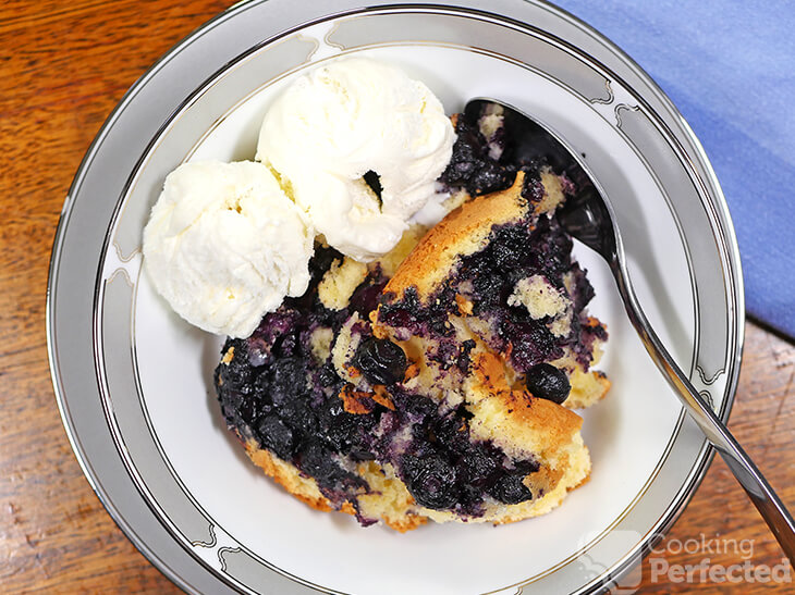 Blueberry Cobbler with Ice cream