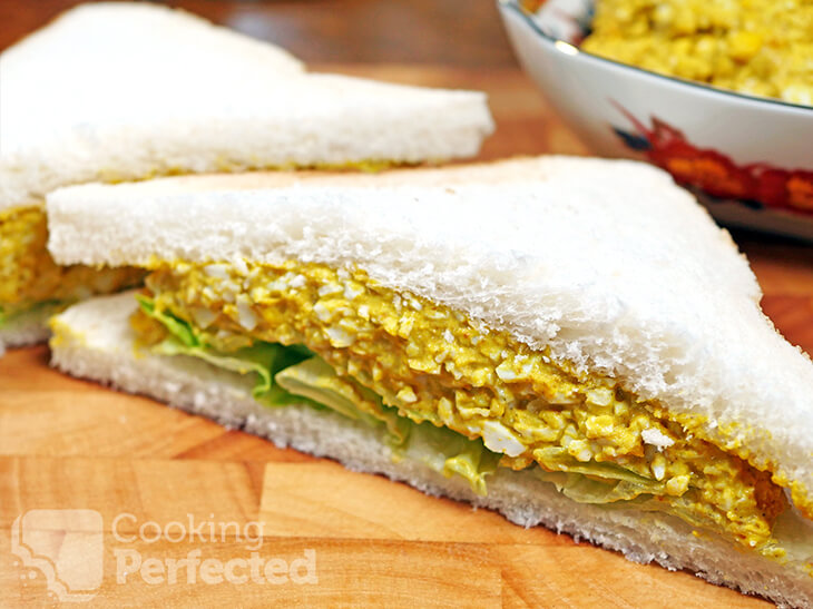 Curried Egg Sandwich