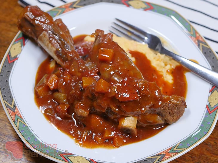 Lamb Shanks Cooked in a Pressure Cooker