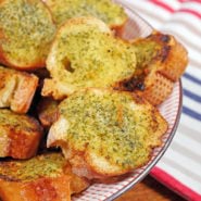 Air Fryer Garlic Bread