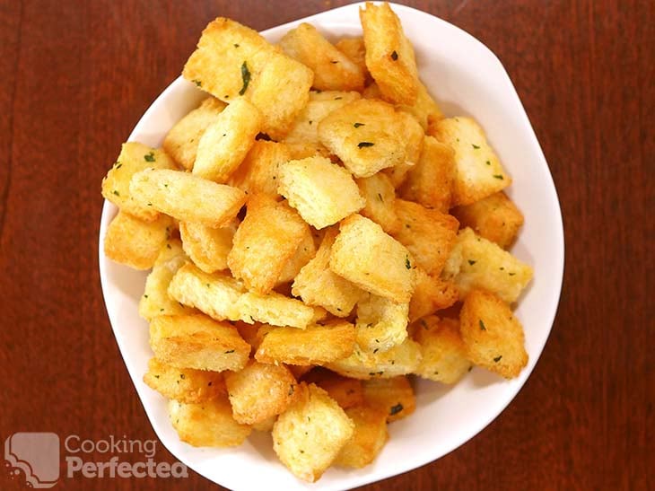 Crunchy Air-Fried Croutons