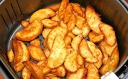 Featured image for Air Fryer Frozen Potato Wedges