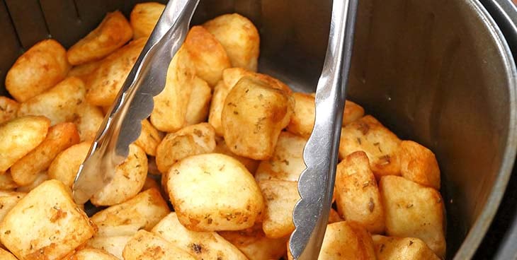 Air Fryer Frozen Roast Potatoes