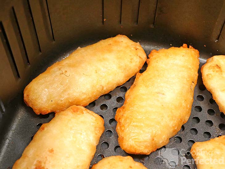 Cooking frozen battered fish in the air fryer